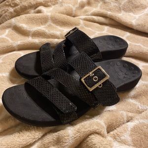 Vionic Sandals Black Size 9
